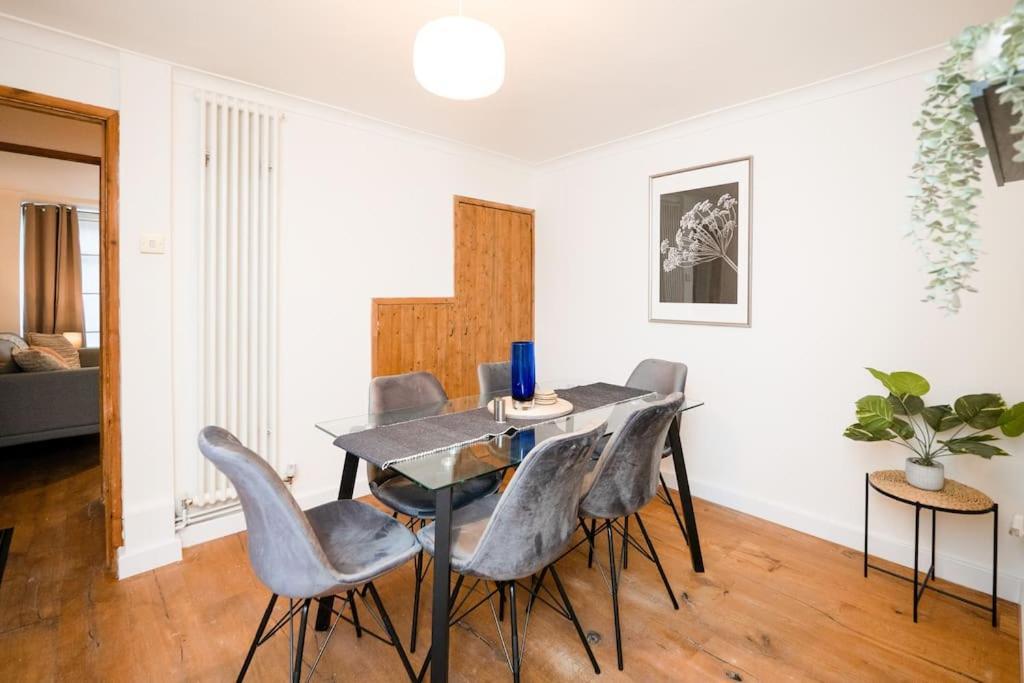רויאל טונבריג' וולס 3 Bedroom Home Close To Town Centre With Wifi & Garden מראה חיצוני תמונה