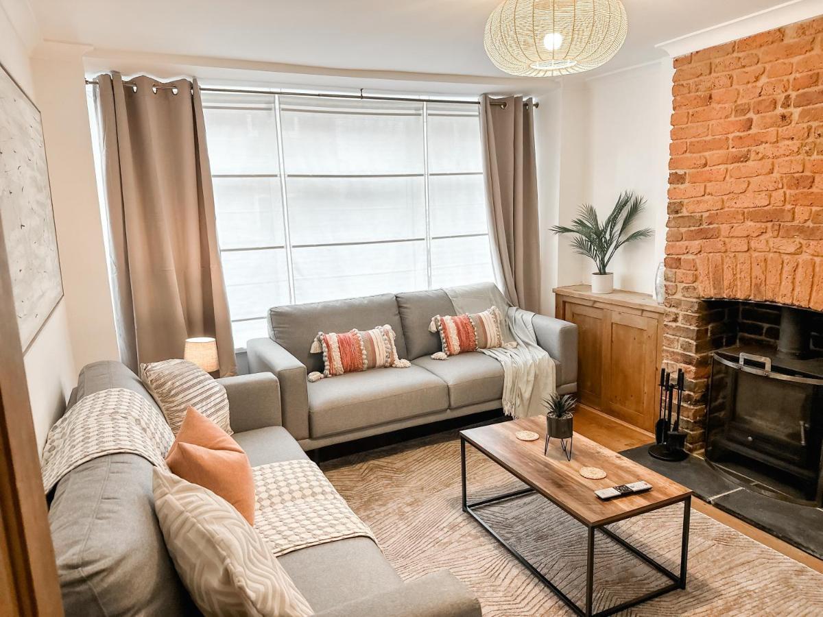 רויאל טונבריג' וולס 3 Bedroom Home Close To Town Centre With Wifi & Garden מראה חיצוני תמונה